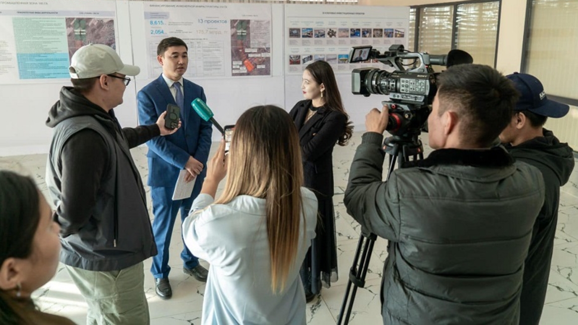 «TURAN» arnaiy ekonomikalyq aimaǵynda maqta-toqyma klasteri qarqyndy damýda