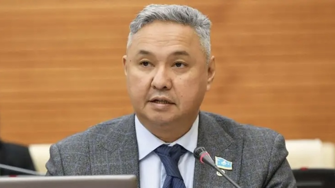 “Aiyppuldar biznesti bopsalaý quralyna ainaldy”. Perýashev kásipkerler quqyǵyn qorǵaýǵa shaqyrdy
