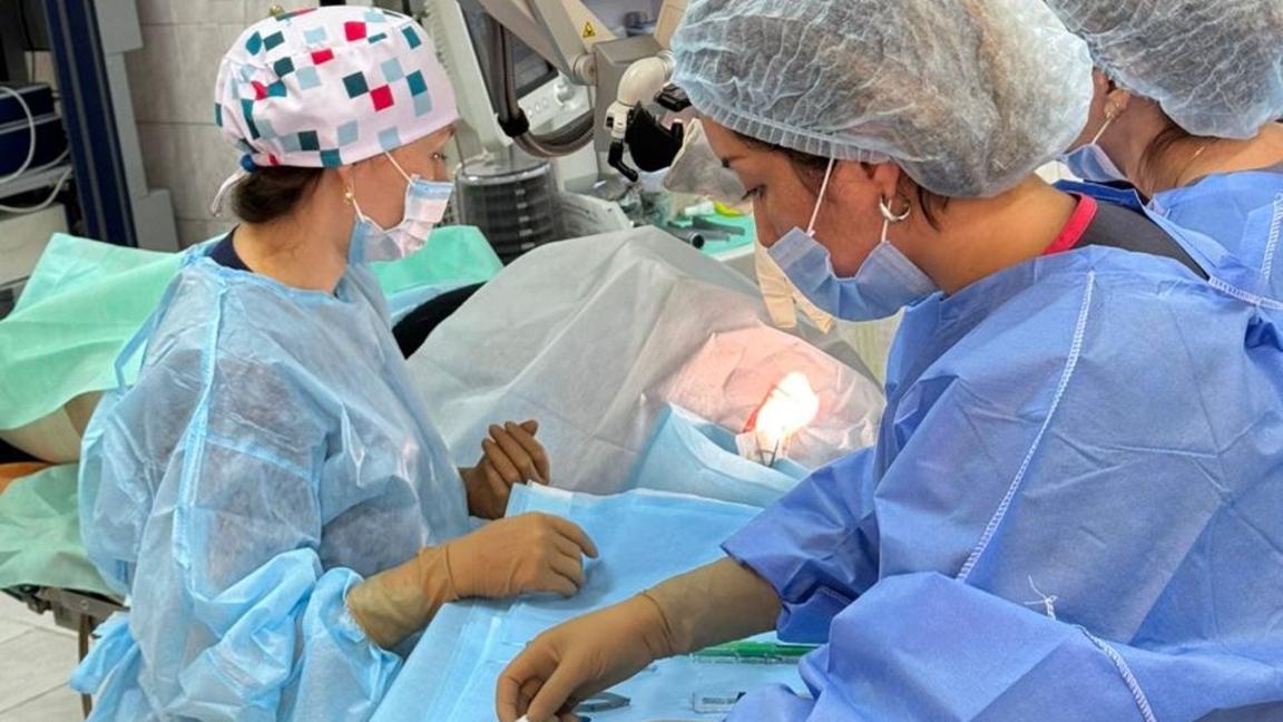 الماتى وبلىسىندا العاشقى دونورلىق وپەراتسييا جاسالدى