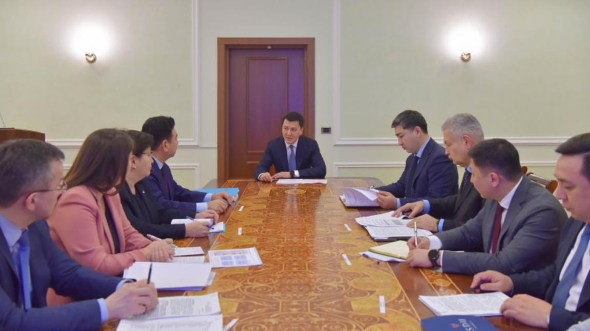 مەملەكەتتٸك كەڭەسشٸ بالالاردىڭ قاۋٸپسٸزدٸگٸن قامتاماسىز ەتۋ مەسەلەلەرٸنە ارنالعان جيىن ٶتكٸزدٸ