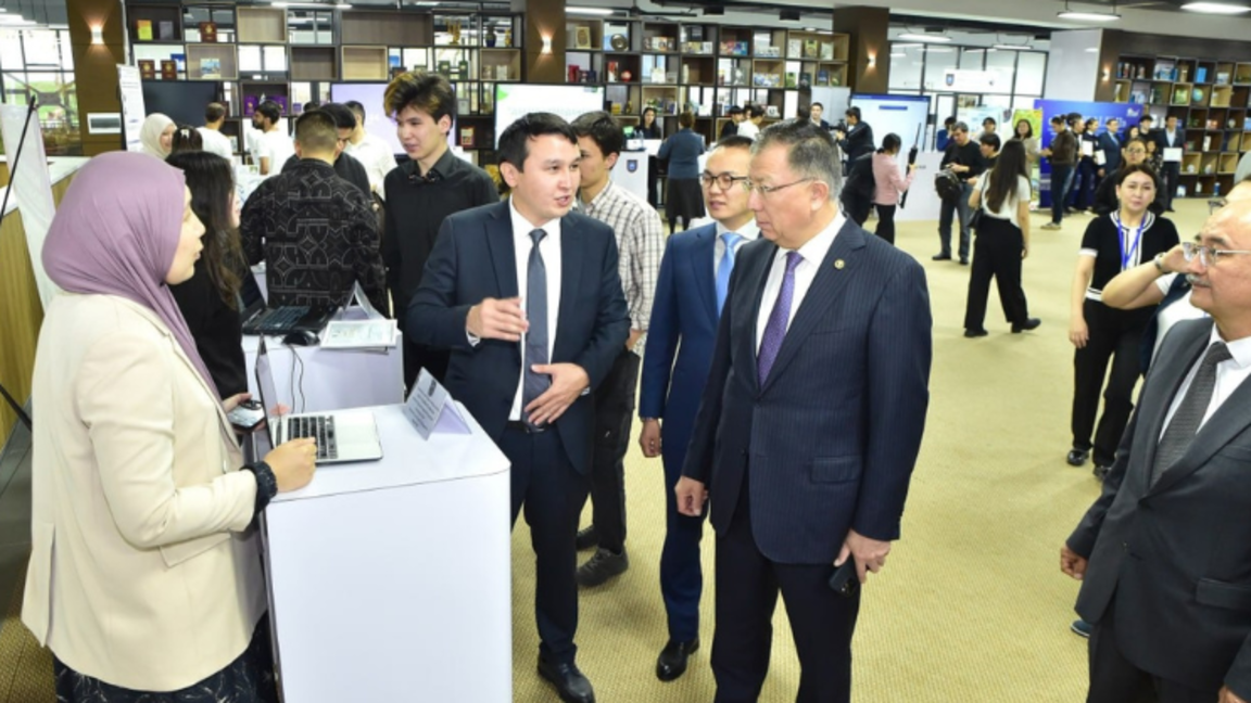 ҚазҰУ-да дәстүрлі Фараби форумы мәресіне жетті