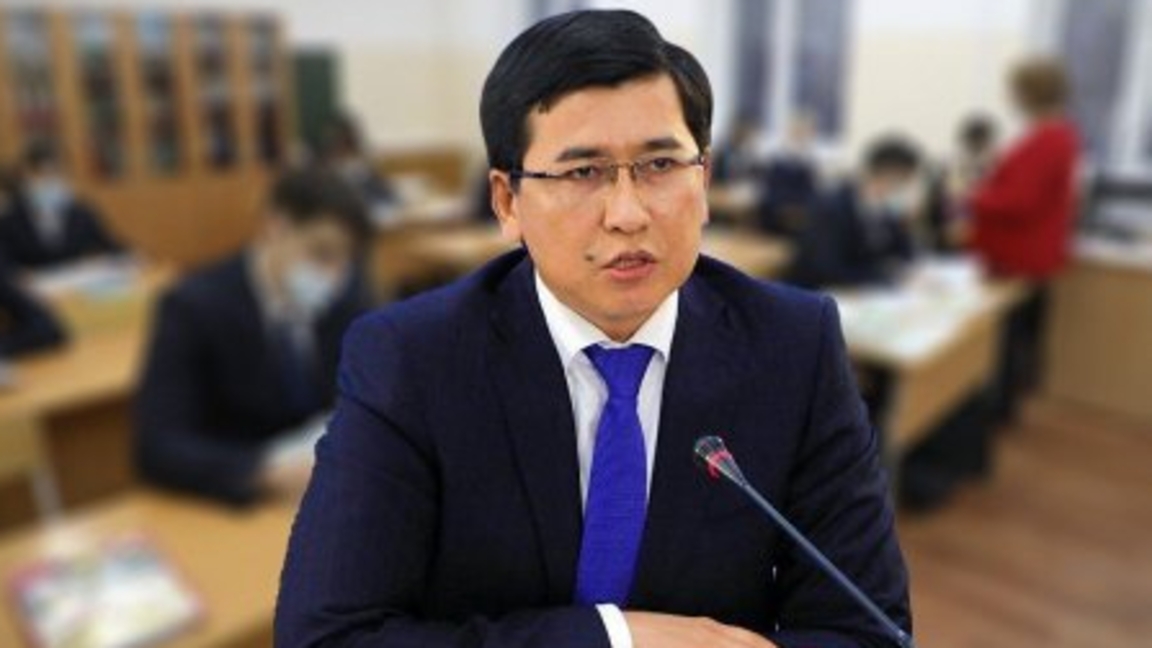 Jekemenshik mektep muǵalimderi ailap jalaqy almaǵan – Aimaǵambetov