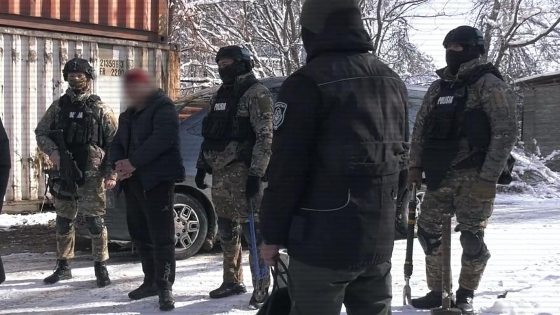 Qazaqstanda tórt aida 20 esirtki tobynyń joly kesildi