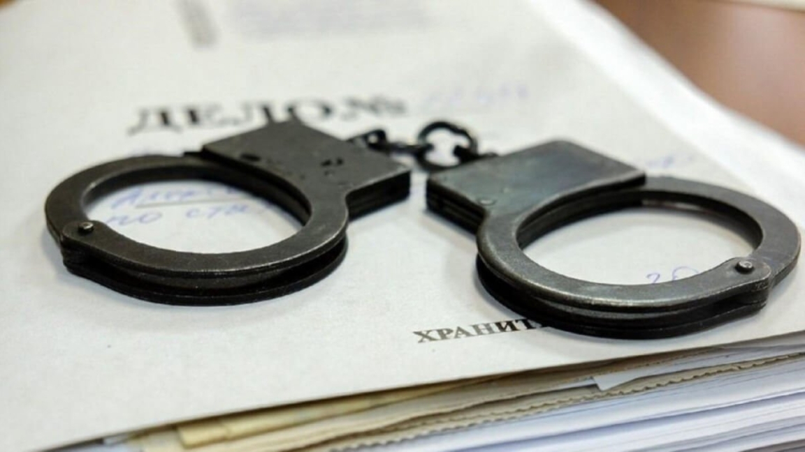 الماتىدا قۇرىلىس تەندەرلەرٸن قولدان ۇتىپ, قىمبات مٷلٸككە يە بولعان توپ ەشكەرەلەندٸ