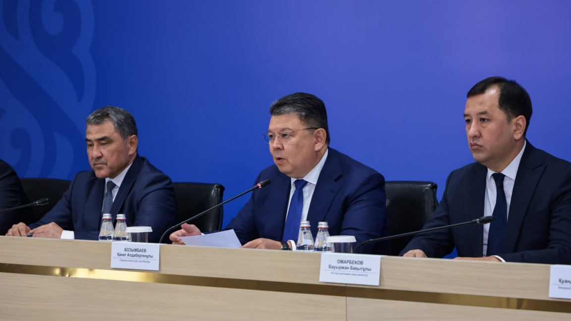 Bozymbaev para aldy degen kúdikpen kólik vitse-ministriniń ustalýyna bailanysty pikir bildirdi