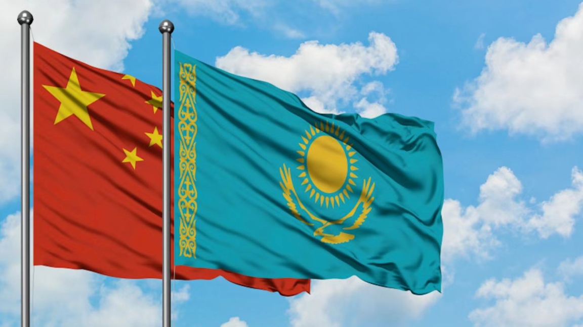 Qytai Qazaqstanǵa 7,5 milliard teńge bólmek
