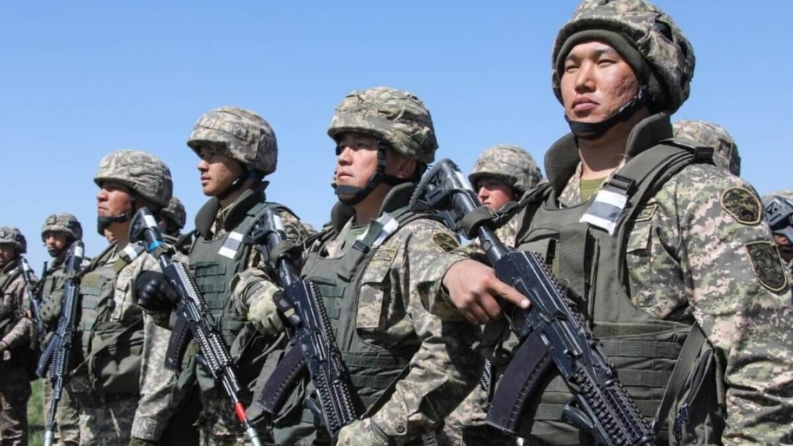 ەندٸ قازاقستاندا ەسكەرگە شاقىرۋ SMS ارقىلى حابارلانۋى مٷمكٸن