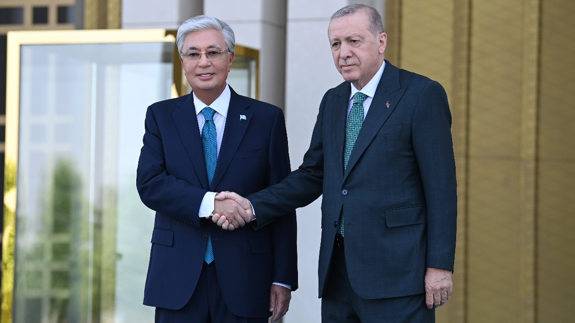 Toqaev Erdoǵandy quttyqtady