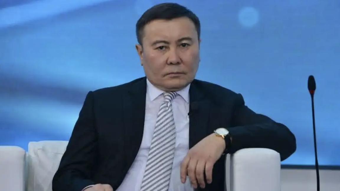 Toqaevtyń ákimdermen kezdesýi: saiasattanýshy alda qandai saiasi ózgerister bolýy múmkin ekenin aitty