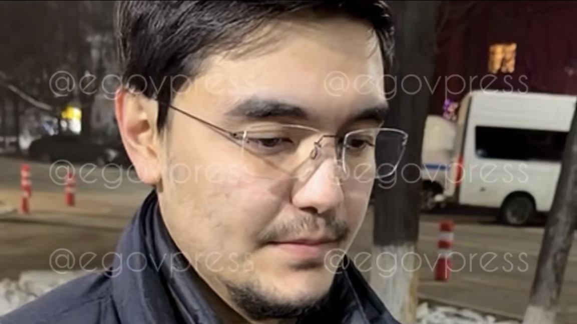 Jelide Taldyqorǵannyń eks-ákiminiń ulyna qatysty alaiaqtyq deregin rastaityn video paida boldy