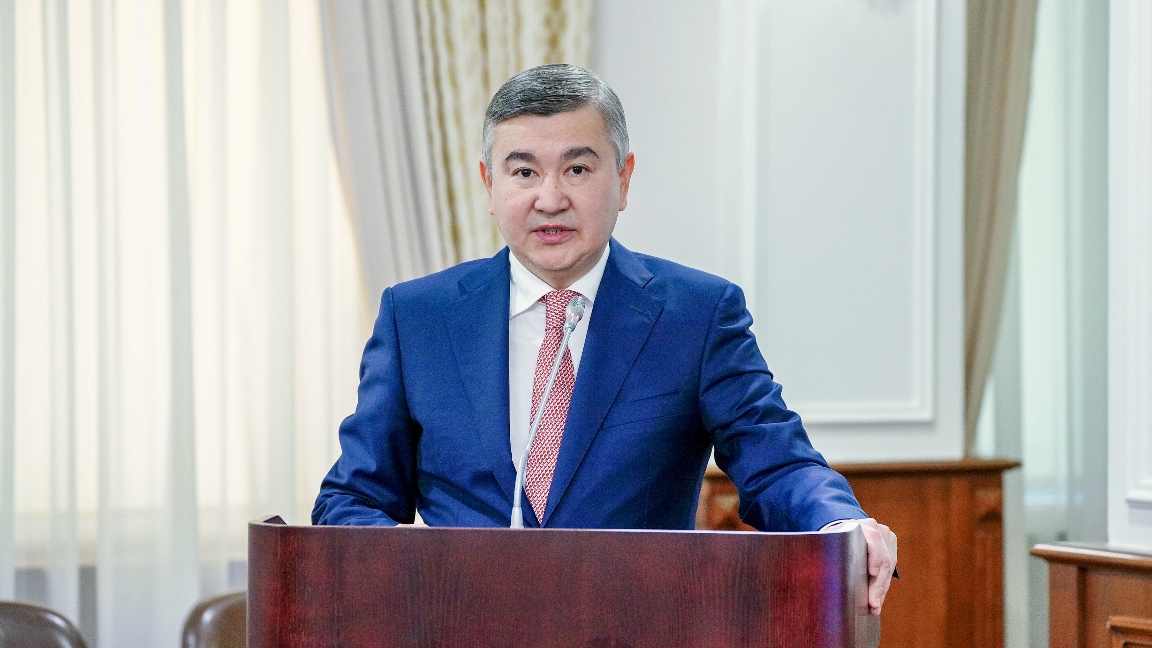 Байбазаров Президент көмекшісі болып тағайындалды