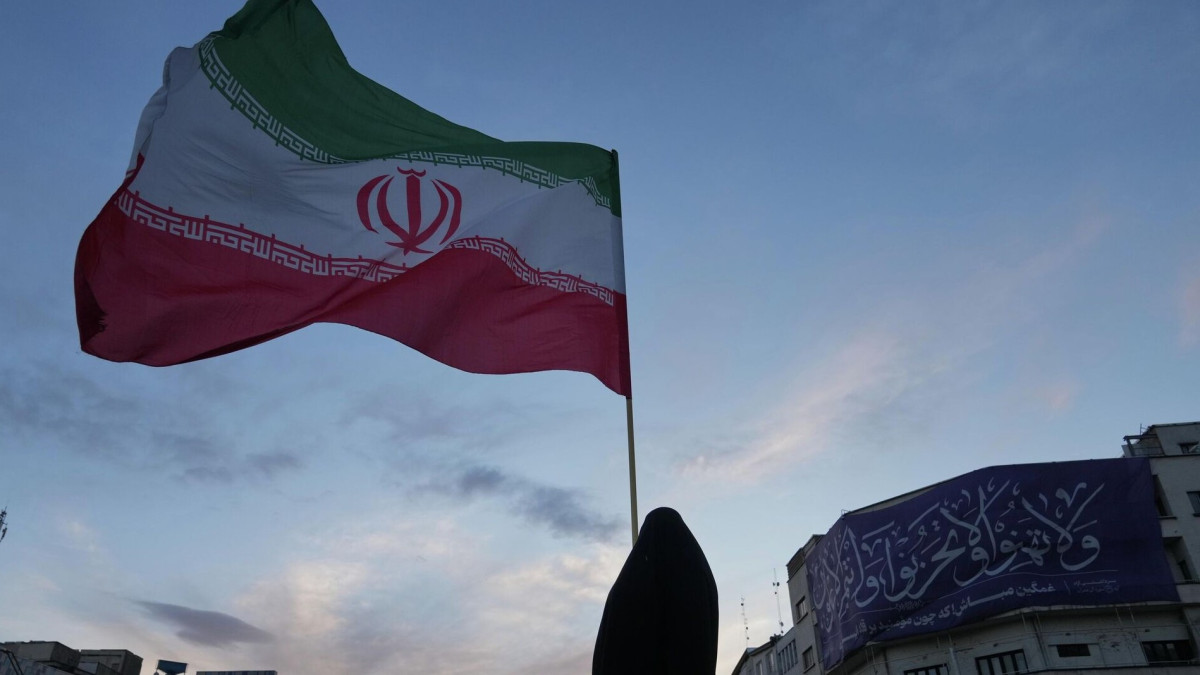 Iran AQSh-qa 14 tarmaqtan turatyn beibit jospar usyndy