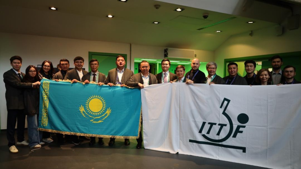 Астанада үстел теннисінен әлем чемпионаты 2027 жылы алғаш рет өтеді: турнир туы Қазақстанға ресми түрде табысталды