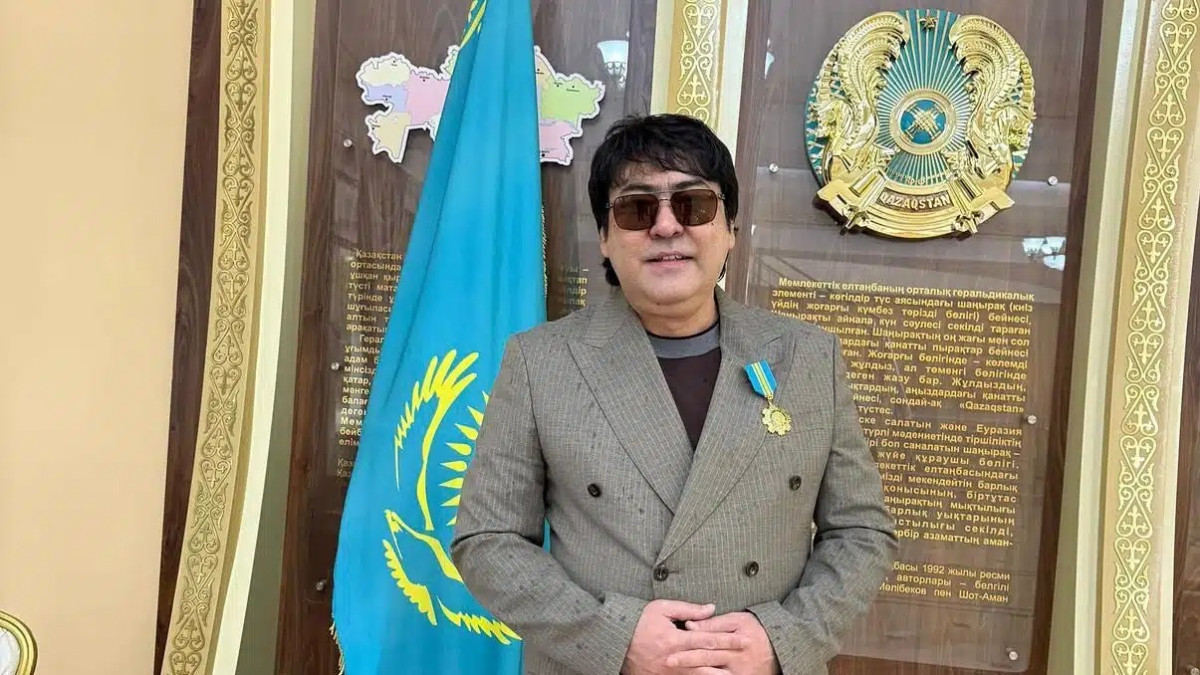 Мейрамбек Беспаев "Парасат" орденімен марапатталды