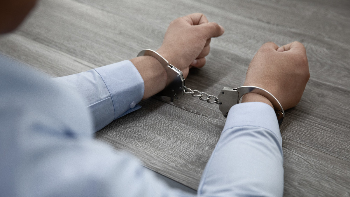 Шымкент шенеуніктерінің қатысуымен 490 млн теңгелік алаяқтық схемасы әшкереленді