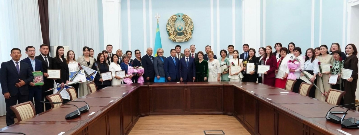 БҚО-да Мемлекеттік қызметшілер күніне арналған салтанатты іс-шара өтті