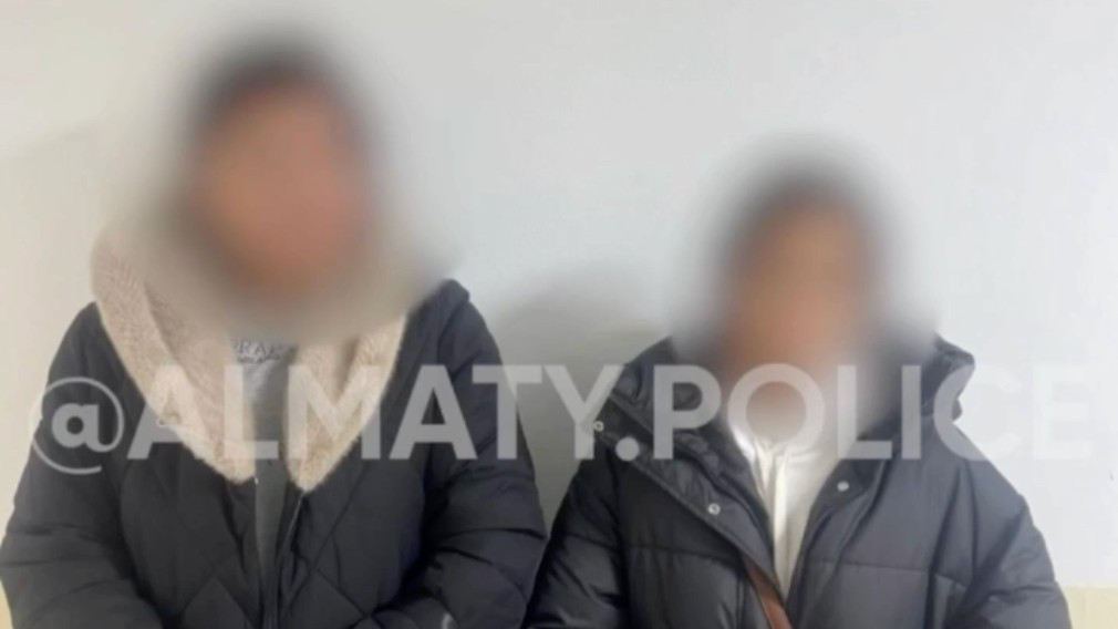 Алматыда бір үйдің үш әйелі қалта ұрлығы бойынша ұсталды