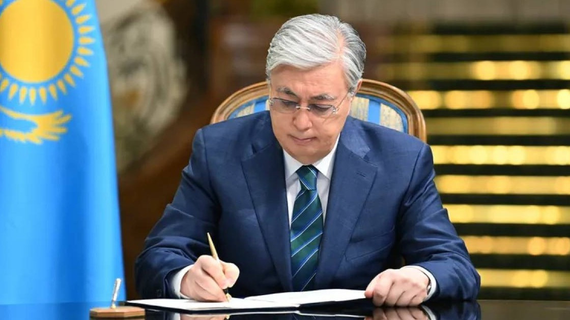 Қазақстанда психологтар мемлекеттік тіркеуге алынады: Тоқаев жаңа заңға қол қойды