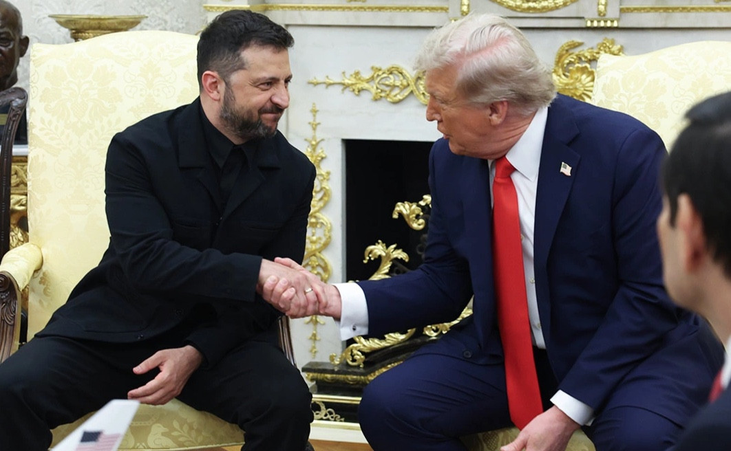 Зеленский Трамппен келіссөз жүргізу үшін АҚШ-қа барды