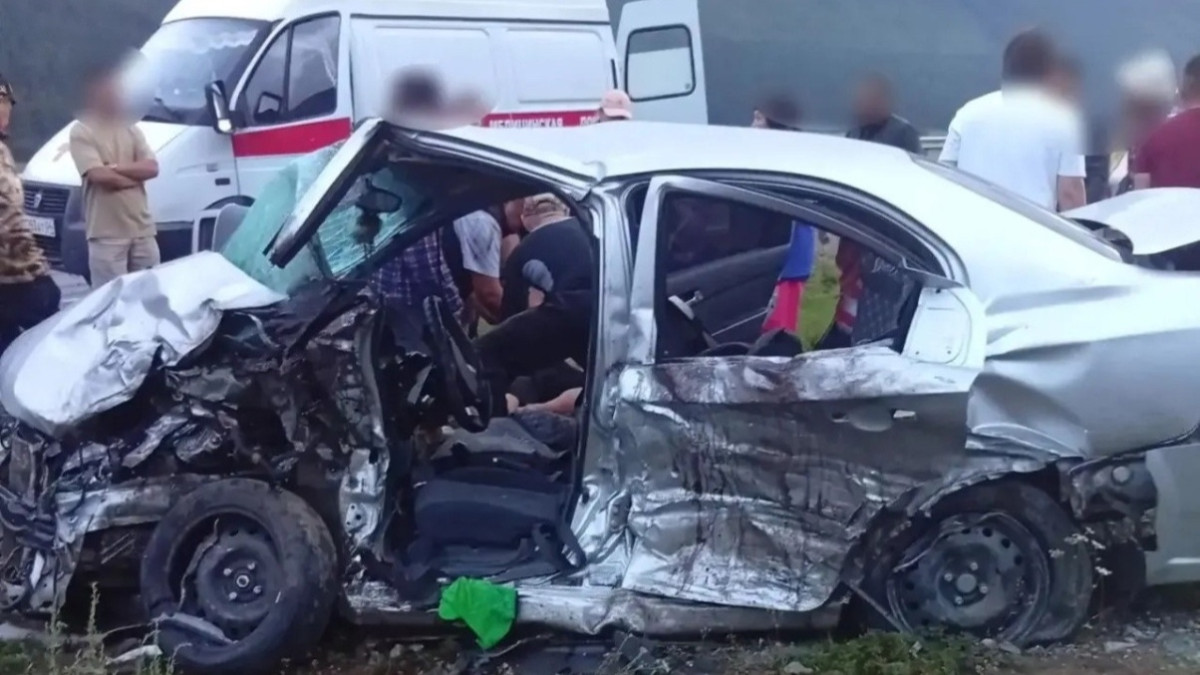 Алтай Республикасында мас жүргізуші екі қазақстандықтың өмірін қиды