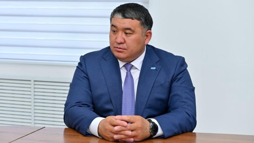 "Қазақстан барысы" атанған балуан аудан әкімі болып тағайындалды