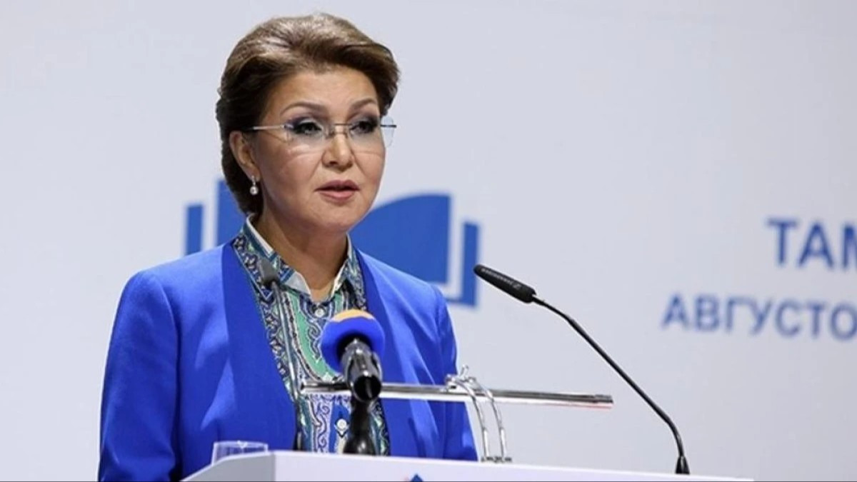 داريعا نازارباەۆانىڭ بايلىعى ازايىپ, Forbes رەيتينگٸندە ٷش ساتى تٶمەندەدٸ