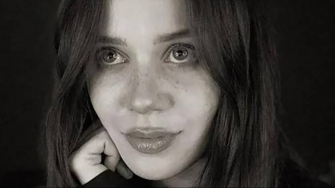 Алматы соты ресейлік белсенді Юлия Емельянованы тағы алты айға қамауда қалдырды