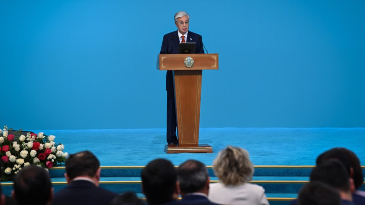 Тоқаев: "Құрылтайға өткен партиялар депутаттардың тізімін әзірлеуге тиіс"