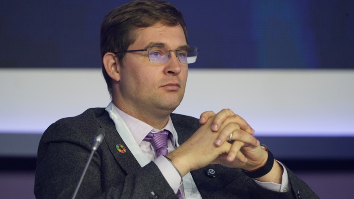 "Теңге бағамы 400 теңгеден де күшеюі мүмкін" - Тимур Турлов