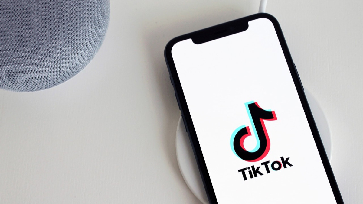 Құрылтай депутаты треш-стримдерге қатаң жаза енгізуді ұсынды