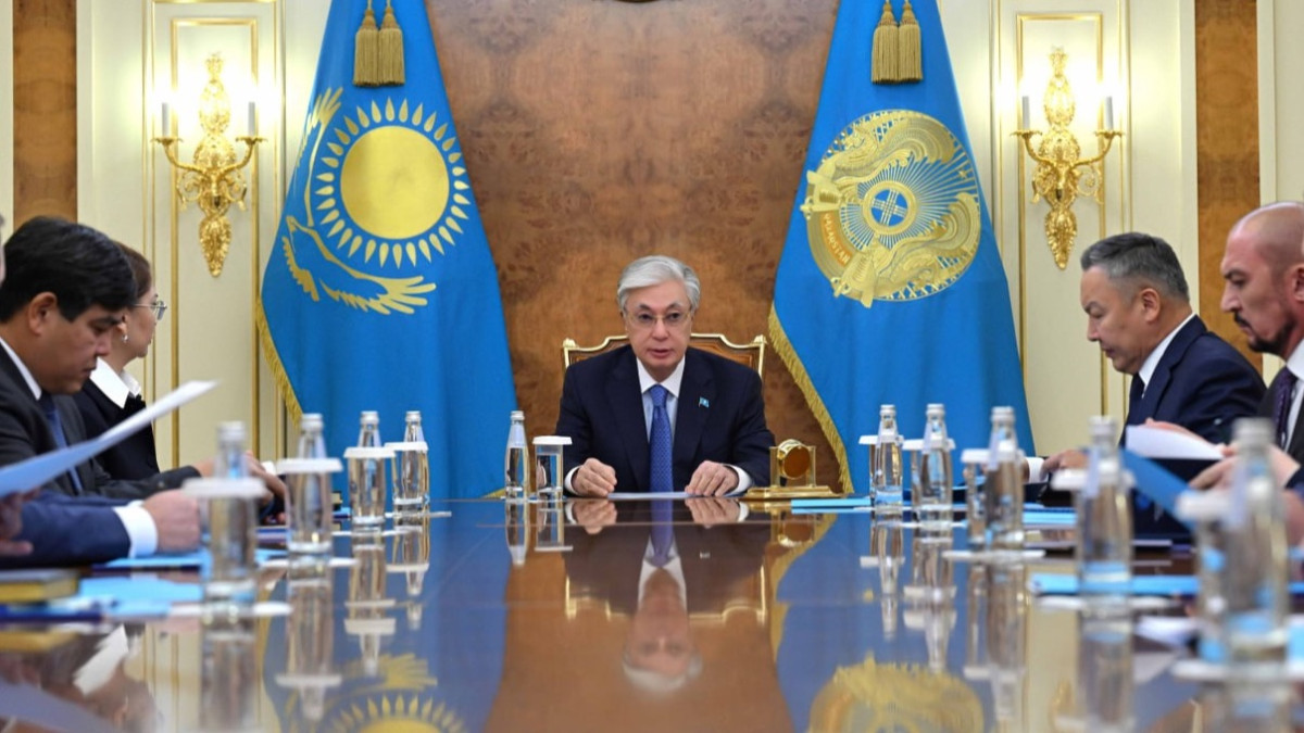 Тоқаев қайта жасақталған Қауіпсіздік кеңесін жинады