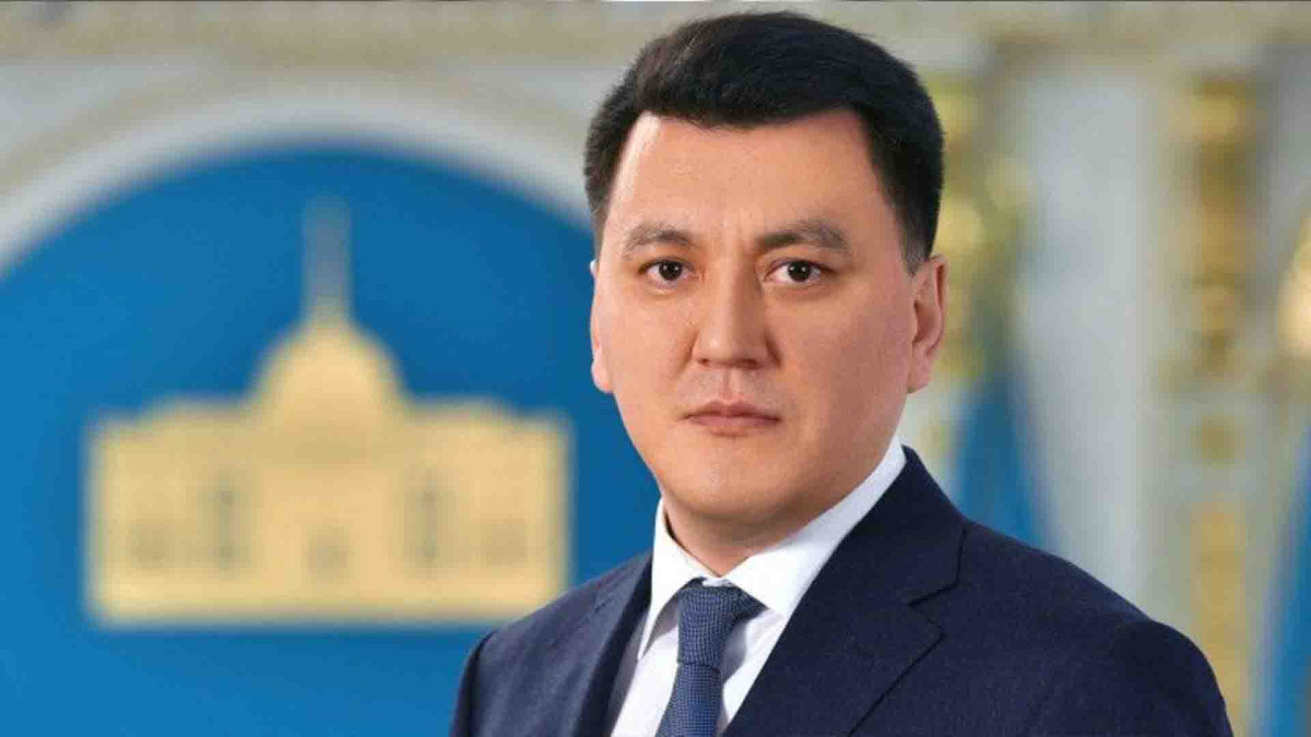 Ерлан Қарин: Мемлекеттің беріктігі осындай қысылтаяң шақта білінеді