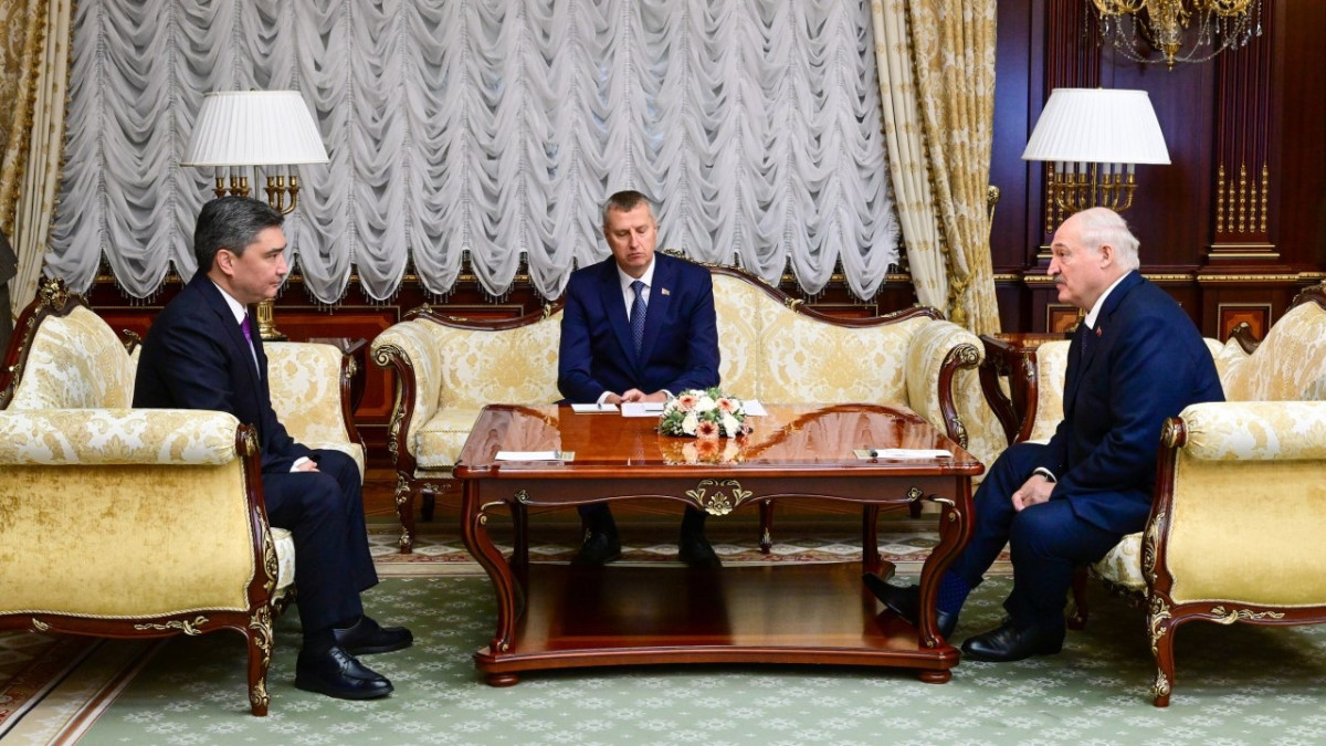 “Қанымыз бір”: Лукашенко қазақтар туралы пікір білдірді