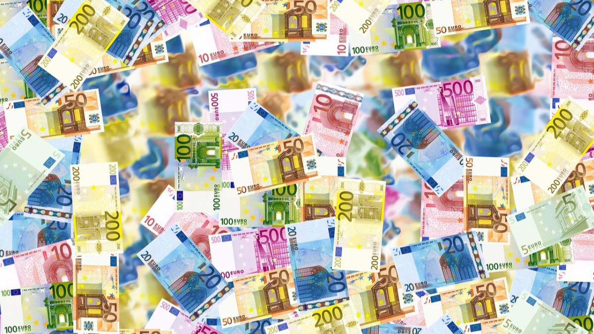 Германия Украинаға €1 млрд-тан астам әскери көмек көрсетеді