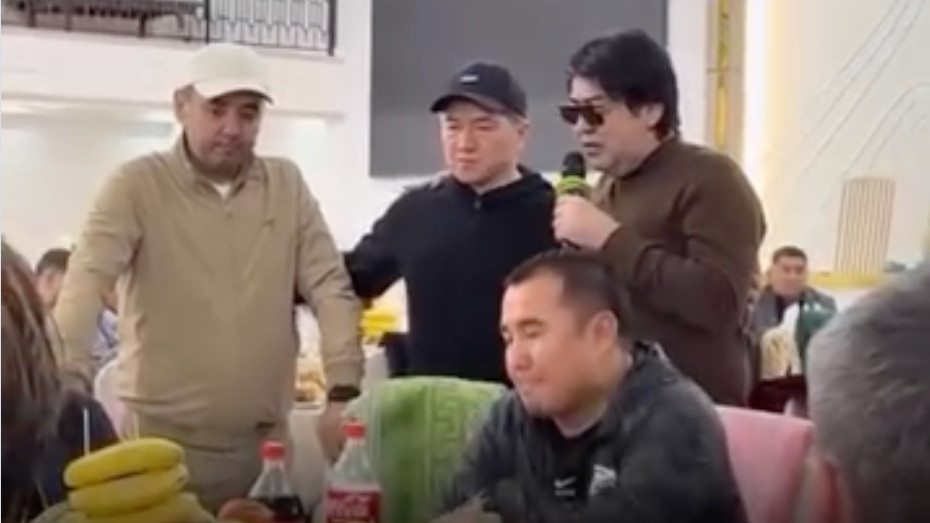 Мейрамбек Беспаев Сәкен Майғазиевке басу айтты