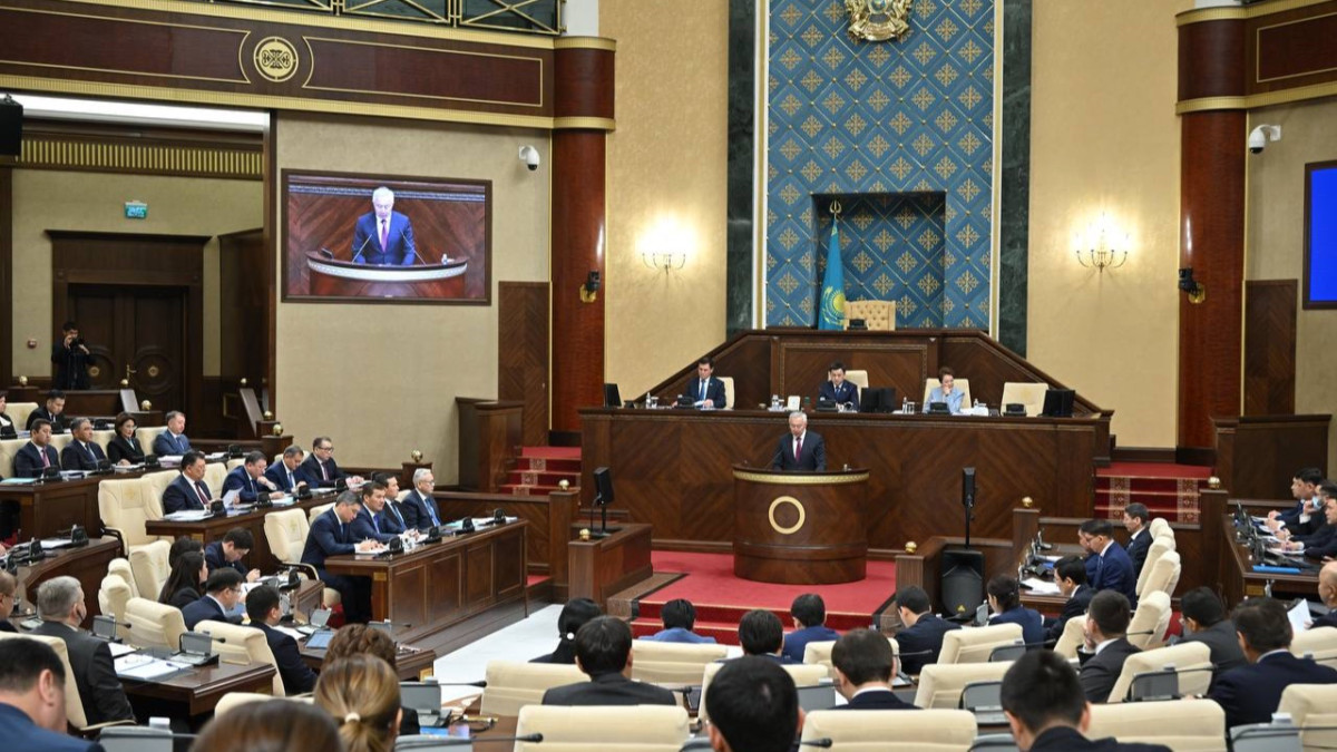 Журналистер Құрылтайдағы брифинг өткізу тәртібін өзгертуді ұсынды