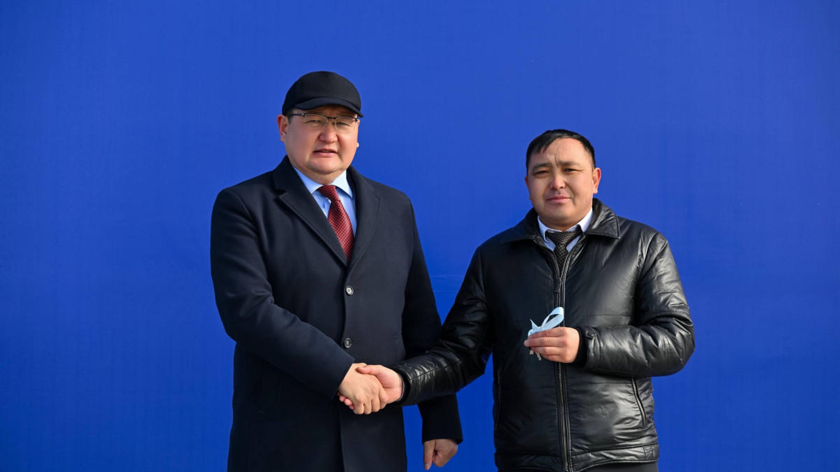 Абай облысының мектептеріне 10 жаңа автобус табысталды