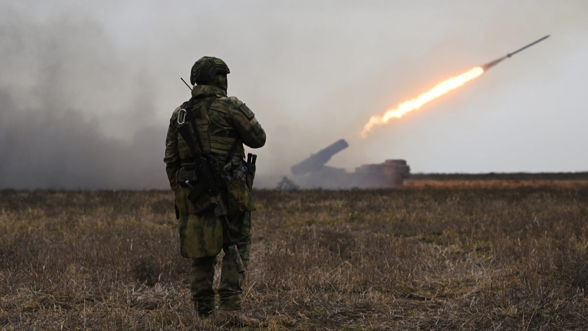 Ресей мен Украина гуманитарлық операция үшін уақытша бітімге келді