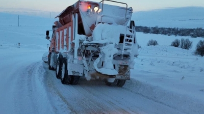 TÚRKİSTAN OBLYSYNDA 3 700 SHAQYRYMǴA JÝYQ JOL QARDAN TAZARTYLDY