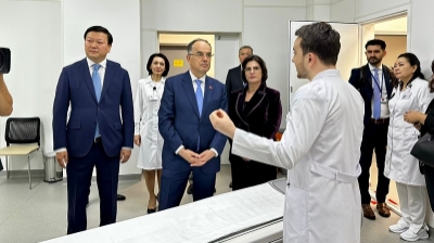 Албания президенті ҚР ПІБ медициналық орталығының ауруханасына келді