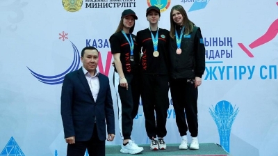 Астананың конькишілер командалық есепте жеңіске жетті