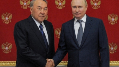 «Назарбаев пен Путин бұрынғы достар ғой». Министр Назарбаевтың Мәскеуге сапары туралы айтты