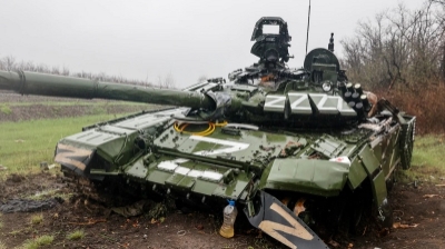 Ресей әскері кемінде 1000 танк пен 36 ұшағынан айрылған