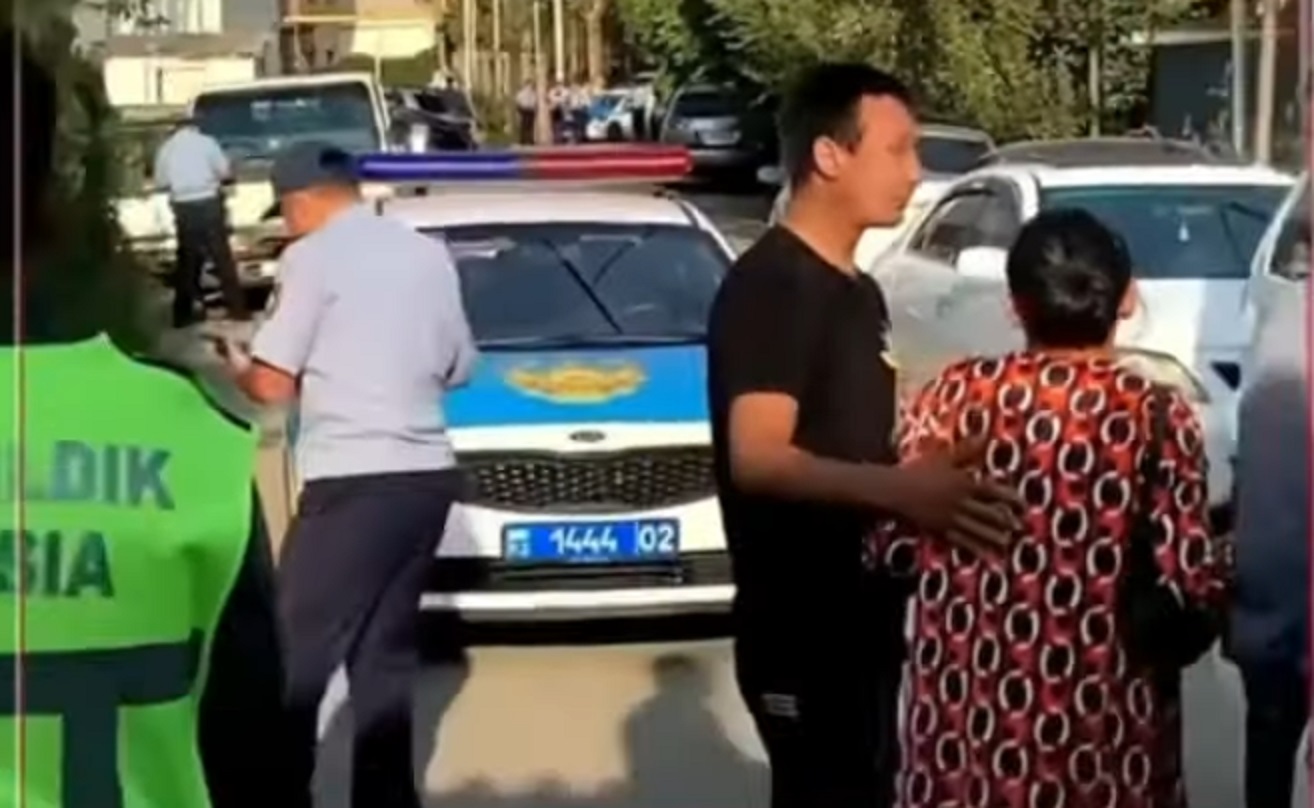 Алматыдағы атыстан бейбіт тұрғындар көз жұмды (видео)