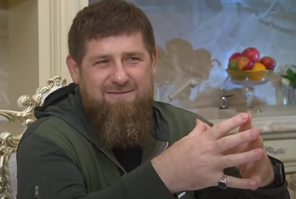 Кадыров баласына Мұхаммед пайғамбардың атын бергендерге 100 мың рубль береді