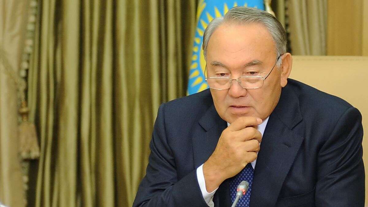 Назарбаев: "Коронавирус жүйеде олқы тұстар бар екенін көрсетті"