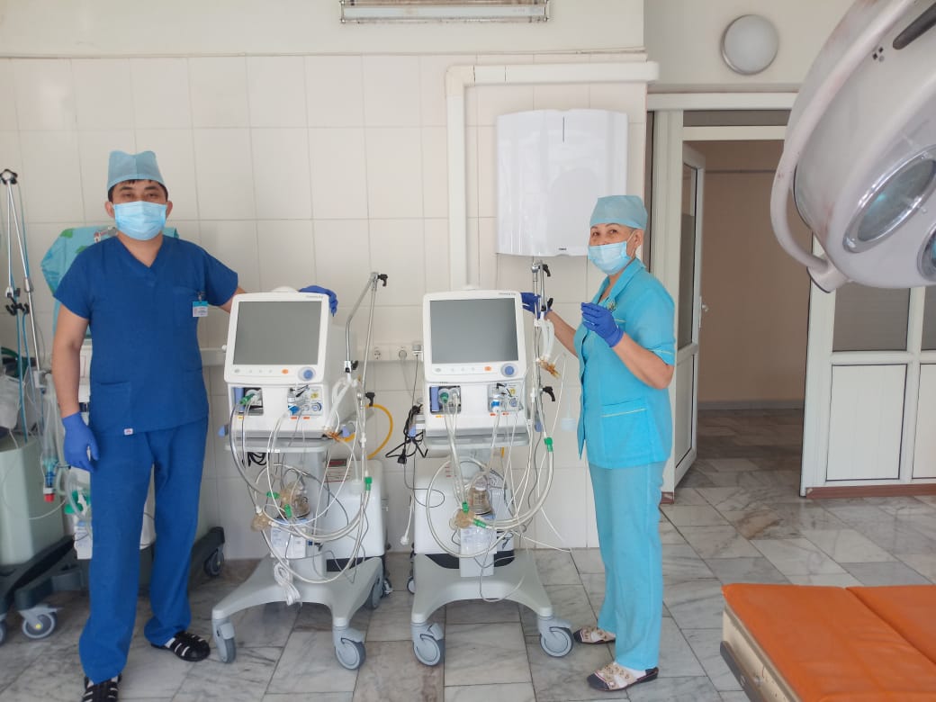 "Шеврон" Алматыдағы инфекциялық балалар ауруханасына жасанды тыныс алу аппаратын алып берді