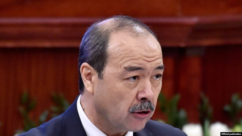 Өзбек премьері: «Жарнаманы орыс тілінде жазуды тоқтату керек»