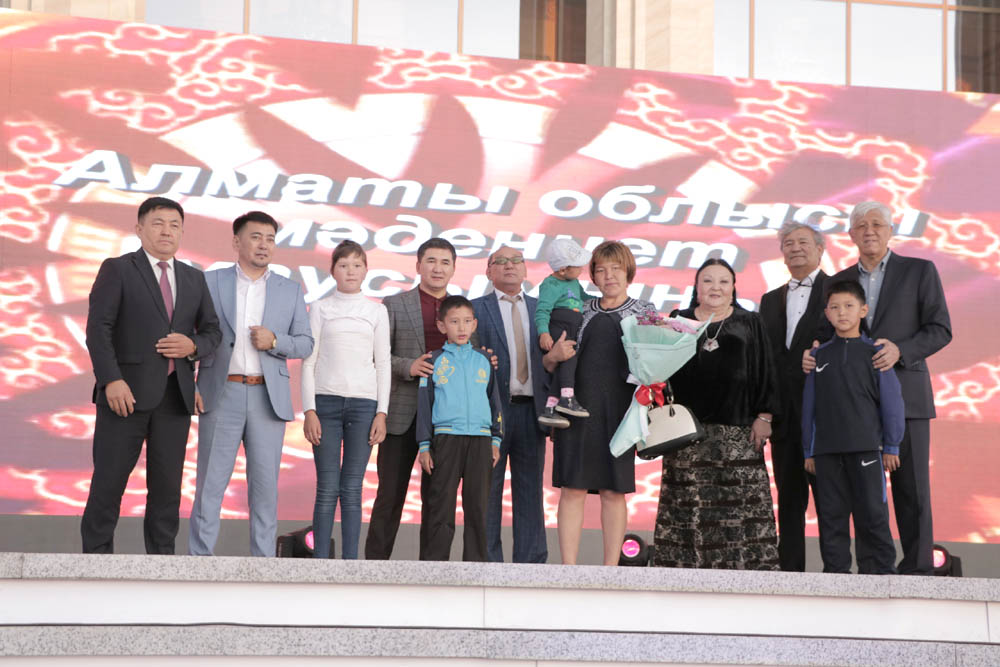 Алматы облысында мәдениет маусымының ашылуының соңы қайырымдылық шарасына ұласты