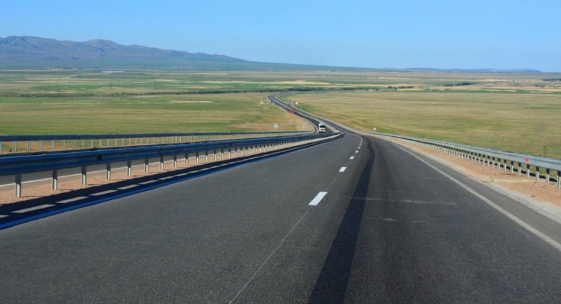 Түркістан облысында 1 мың шақырымға жуық жол жөнделеді